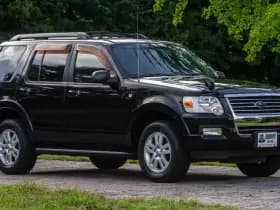 Ford Explorer 4.0 V6 XLT 4x4 SUV 7- pers. 1e Eigenaar thumbnail 2