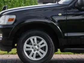 Ford Explorer 4.0 V6 XLT 4x4 SUV 7- pers. 1e Eigenaar thumbnail 7