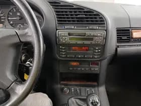 BMW 3-serie Cabrio 318i Executive 1e Eig. NL- auto Youngtimer thumbnail 9