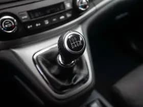 Honda CR-V thumbnail 17