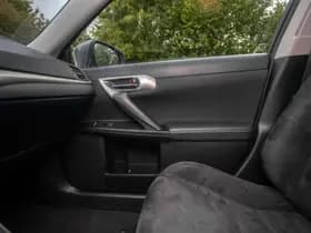 Lexus CT thumbnail 21