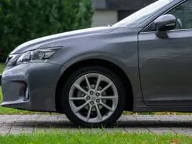 Lexus CT thumbnail 7