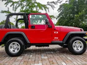 Jeep Wrangler thumbnail 10