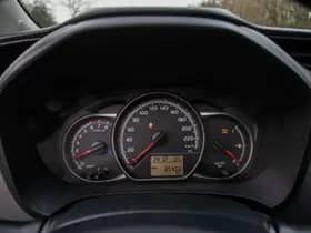 Toyota Yaris thumbnail 18