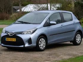 Toyota Yaris thumbnail 3