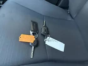 Toyota Yaris thumbnail 22