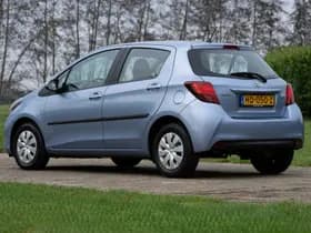 Toyota Yaris 1.0 VVT- i Now 1e Eigenaar 35.400 km +NAP NL- auto thumbnail 5