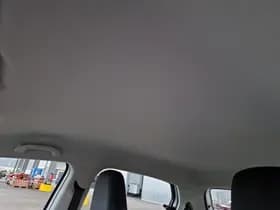 Volkswagen Up! thumbnail 13