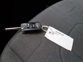 Volkswagen Up! thumbnail 18