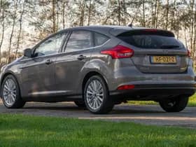 Ford Focus thumbnail 5