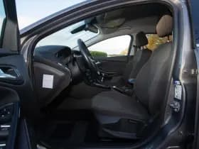 Ford Focus 1.0 Titanium Edition 68.400 km +NAP NL- auto thumbnail 11