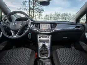 Opel Astra Sports Tourer thumbnail 16