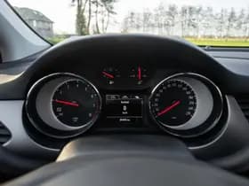 Opel Astra Sports Tourer thumbnail 19