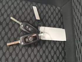 Opel Astra Sports Tourer thumbnail 24