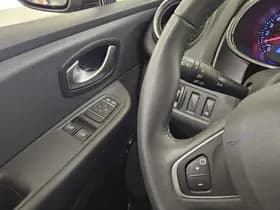 Renault Clio thumbnail 9