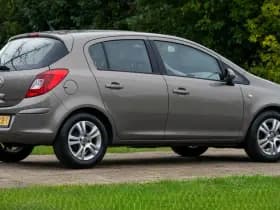 Opel Corsa 1.4- 16V Anniversary Edition 77.650 km +NAP NL- auto thumbnail 4