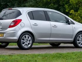 Opel Corsa 1.2- 16V BlitZ 1e Eig. 17.900 km +NAP NL- auto thumbnail 5