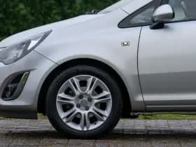 Opel Corsa 1.2- 16V BlitZ 1e Eig. 17.900 km +NAP NL- auto thumbnail 9