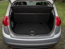 Kia Venga 1.6 CVVT DynamicPLusLine Automaat 1e Eig. +NAP NL- auto thumbnail 22