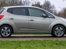 Kia Venga 1.6 CVVT DynamicPLusLine Automaat 1e Eig. +NAP NL- auto thumbnail 6