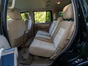 Ford Explorer thumbnail 17