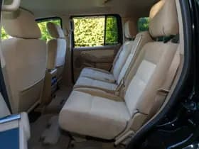 Ford EXPLORER 4.0 V6 XLT 4x4 SUV 7- pers. 1e Eigenaar thumbnail 17