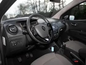 Renault Captur thumbnail 11