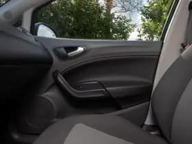 Renault Captur thumbnail 17