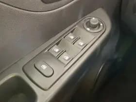 Renault Captur 0.9 TCe Expression 1e Eig. 43.700 km +NAP NL- auto thumbnail 12