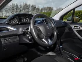 Peugeot 2008 1.2 PureTech Active 1e Eig. 32.494 km +NAP NL- auto thumbnail 15