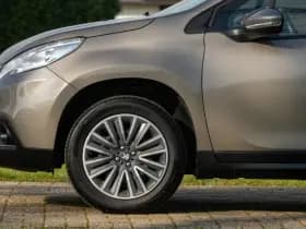 Peugeot 2008 1.2 PureTech Active 1e Eig. 32.494 km +NAP NL- auto thumbnail 7