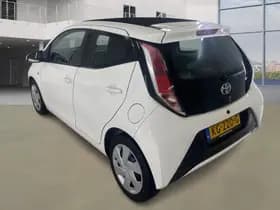 Toyota Aygo thumbnail 4