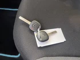 Citroen C1 1.0 e- VTi Live 2e Eig. 85.700 km +NAP NL- auto thumbnail 9