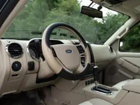 Ford USA EXPLORER 4.6 V8 Eddie Bauer 4x4 SUV 7- pers. 1e Eig. thumbnail 17
