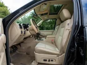 Ford USA EXPLORER 4.6 V8 Eddie Bauer 4x4 SUV 7- pers. 1e Eig. thumbnail 18