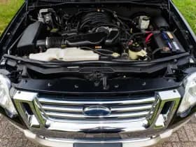 Ford USA EXPLORER 4.6 V8 Eddie Bauer 4x4 SUV 7- pers. 1e Eig. thumbnail 34