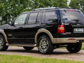 Ford USA EXPLORER 4.6 V8 Eddie Bauer 4x4 SUV 7- pers. 1e Eig. thumbnail 5