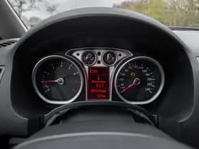 Ford C-Max thumbnail 16