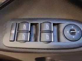 Ford C-Max 1.8- 16V Titanium Flexifuel 1e Eig. 89.100 km +NAP NL- auto thumbnail 12