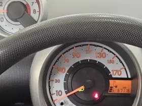 Peugeot 107 1.0 Active 1e Eig. 67.100 km +NAP NL- auto thumbnail 9