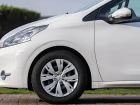 Peugeot 208 1.2 e- VTi 55.000 km +NAP Nwe Distributie NL- auto thumbnail 8