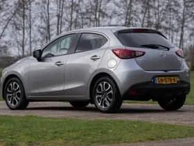 Mazda 2 thumbnail 5