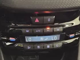 Peugeot 208 1.2 PureTech Allure 1e Eig. 43.200 km +NAP NL- auto thumbnail 12