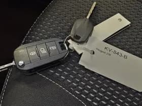 Peugeot 208 1.2 PureTech Allure 1e Eig. 43.200 km +NAP NL- auto thumbnail 20