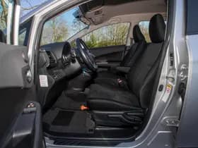 Toyota Verso-S thumbnail 12