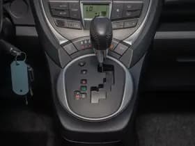 Toyota Verso-S thumbnail 20