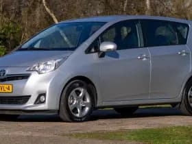Toyota Verso-S 1.3 VVT- i Automaat 1e Eig. +NAP NL- auto thumbnail 3