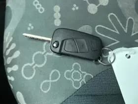 Ford Ka 1.2 Cool & Sound 2e Eig. 81.100 km +NAP NL- auto thumbnail 14