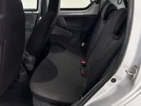 Toyota Aygo 1.0- 12V Comfort Navigator Automaat 1e Eig. 23.200 km +NAP thumbnail 6