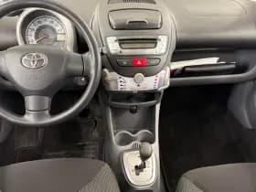 Toyota Aygo 1.0- 12V Comfort Navigator Automaat 1e Eig. 23.200 km +NAP thumbnail 7